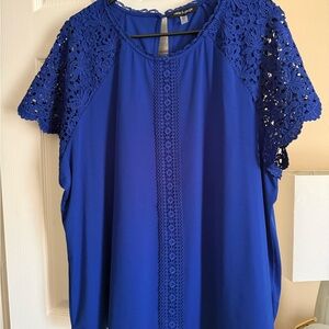 Cable & Gauge Royal Blue Lace Sleeve Blouse – XXL